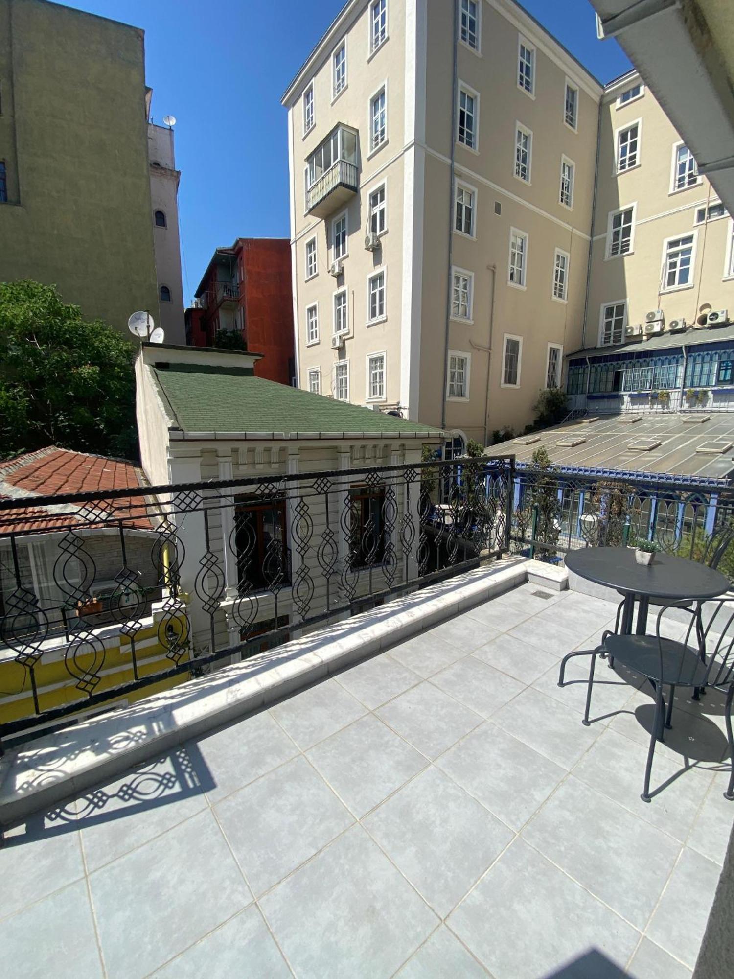 Sapphire Suites Taksim Istanbul Exteriör bild